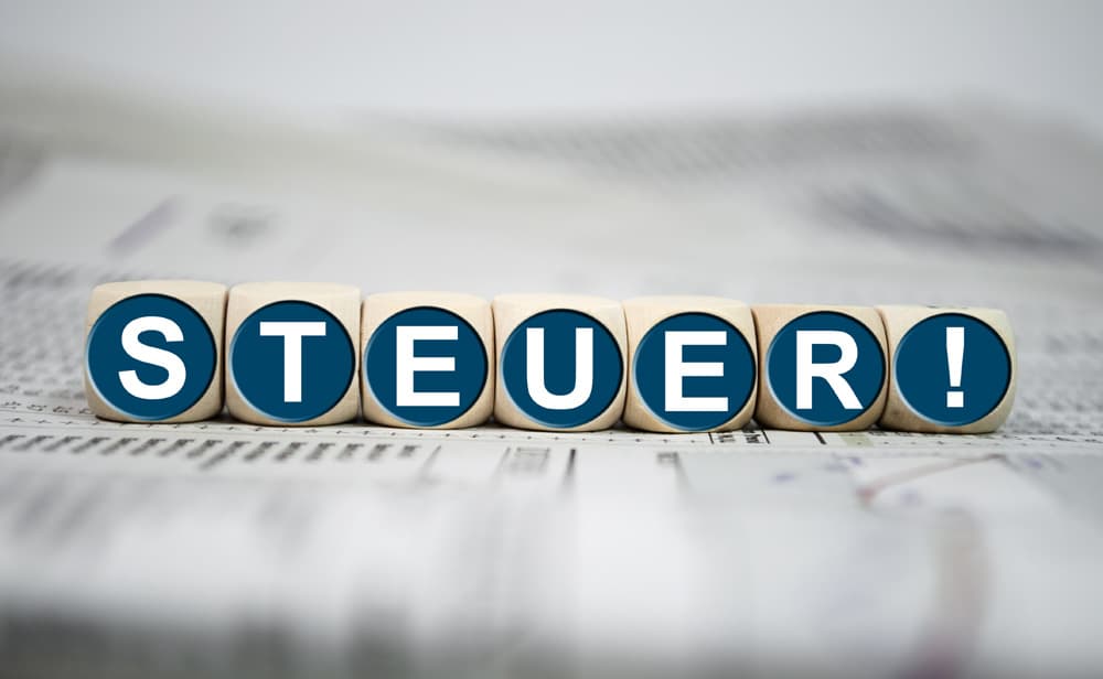 F Steuern 2 neu (jpg) | Motiv © stockWERK - Fotolia.com | © fotolia.com, Februar 2014 F Steuern 2 neu (jpg) | Motiv © stockWERK - Fotolia.com | © fotolia.com, Februar 2014