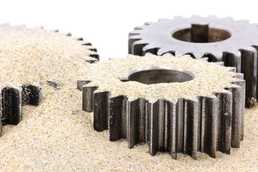Getriebe | Motiv © Björn Wylezich, fotolia.com | © fotolia.com, Mai 2018 F Sand im Getriebe neu (jpg) | Motiv © Björn Wylezich, fotolia.com | © fotolia.com, Mai 2018